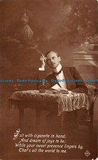 R122496 Ich sitze mit