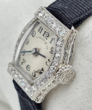 "TIFFANY & CO. / PLATINUM" - Damen-Uhr - 900er Platin - 30 Brillanten