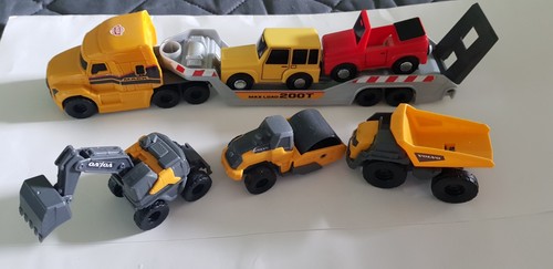 Autotransporter mit auto - mit,