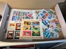 Alle Welt 1 kg lose Marken (33833)