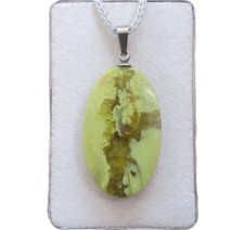 Grüner Opal Cabochon Anhänger Nr. 5075