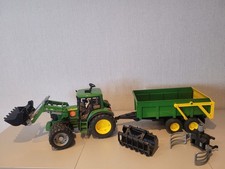BRUDER Traktor John Deere 2920