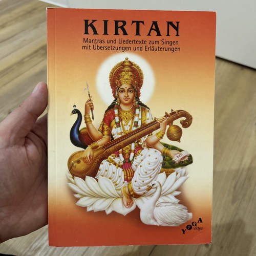 Kirtan mantra singen mantras - kirtan, singen:
