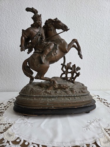 Große reiterfigur pferd - reiterfigur,