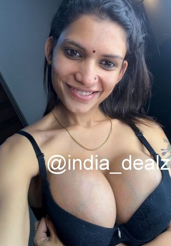 Sexy vollbusige indische - , frau