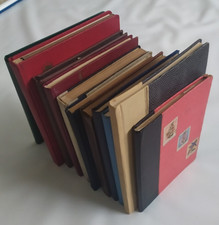 Briefmarken Einsteckalbum – 11 Stück – teilw. gefüllt mit div. Marken