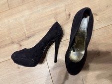 High Heels  Gr. 39 Pumps Table