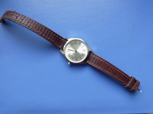 ältere damenarmbanduhr marke - ältere,