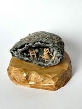 Druse mit Miniaturschnitzerei Bergwerkszene Diorama