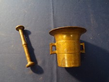 Alter Mörser mit Stößes um