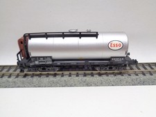 MINITRIX Kesselwagen ESSO mit Bremserhaus (15535)