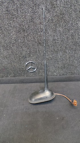 E25 110 mercedes - *, antenne