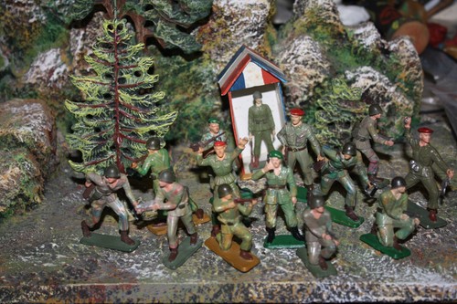 Starlux soldaten konvolut - cm,