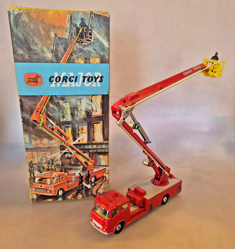 Corgi toys major 1127 simon - corgi,