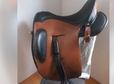 Dressuer-/Working Equitation Sattel 17,5 sehr bequem
