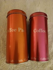 Zwei Dosen Für Kaffeepads