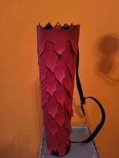 Pfeilköcher leder Larp  Ausrüstung mit roten schuppen gebraucht 