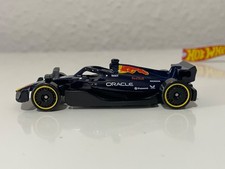 Hot Wheels ORACLE Red Bull