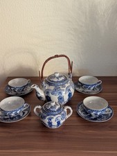 Teeservice China / Japan aus Porzellan Geisha Motiv, blau/weiß