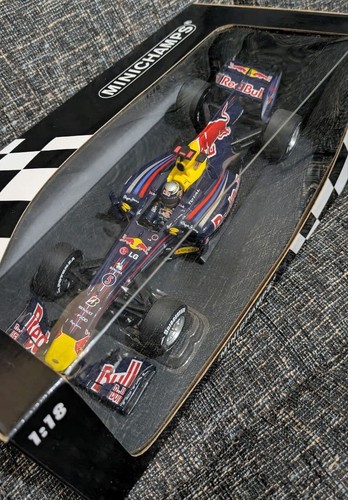 Minichamps red bull - 1/18, rb6