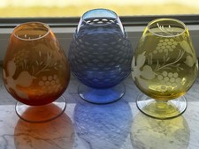 3 große Weingläser aus