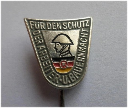Ddr nva schild abzeichen - "schild"-,