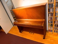 Klavier, Marke Carl A. Pfeiffer, gebraucht, B 1 525 mm; H 1 380 mm; T 675 mm 