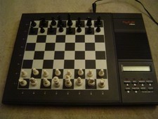 Schachcomputer Mephisto Milano ELO 2020 Anleitung Figuren Cover