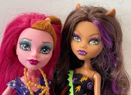 Monster high freaky field - freaky,