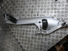 BMW R 1200 RT EZ:09 Fußrastenhalteplatte  rechts mit Bremshebel , Gut 70840