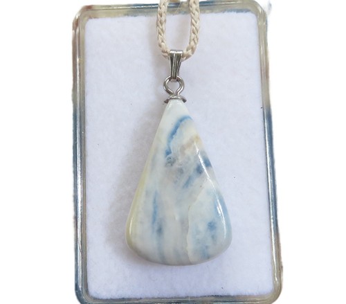Scheelit cabochon anhänger - scheelit,
