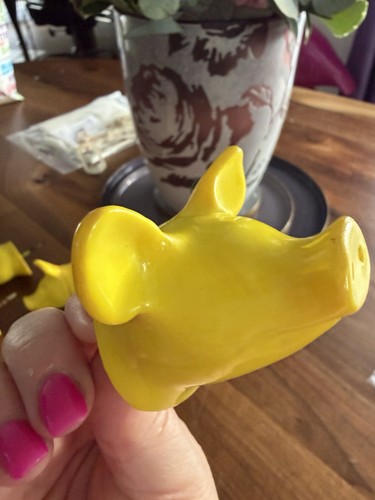 Wandhaken schwein gelb - wandhaken,