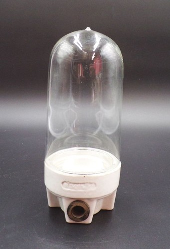 Alte glaskolbenlampe weiß - alte,
