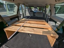 Holz-Liegefläche für Dacia Logan I MCV Kofferraum, Minicamper, Ausbau