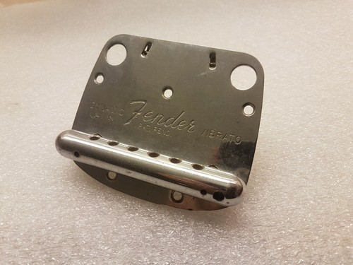 1965 fender mustang tremolo - 1965,