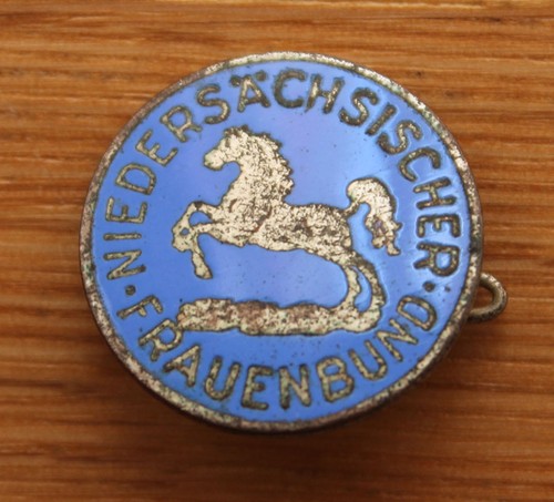 Altes abzeichen pin - /,