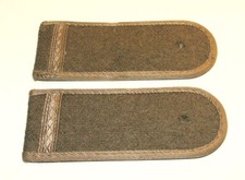 NVA Paar orig. Schulterklappen Gefreiter Felddienst, ältere Form, ungetr.
