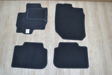 MZ314306 Original Mitsubishi Colt Fußmattenset Fußmattensatz