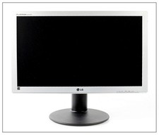 LG Flatron W2442PE-SF 24"