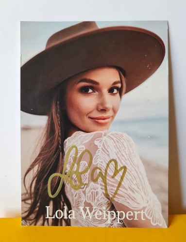 Lola weippert orig - lola,