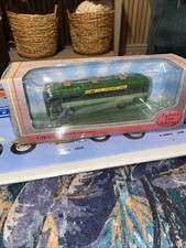 EFE BET 36FT RC COACH GREEN