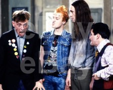 Der Junge Ones (TV) Ade Edmonson Chris Ryan Nigel Hobel Rik Mayall 10x8