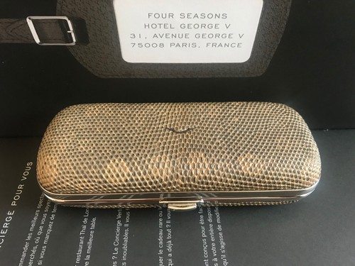 Vertu signature - signature, s