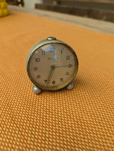Vintage wecker schweizer - vintage-wecker,