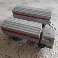 Wiking MB LP 1620 DB mit Dreiachsanhänger