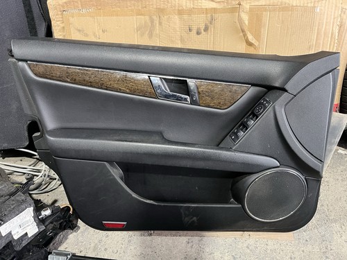 Mercedes w204 türverkleidung - mercedes,