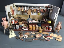 Antiker Metzgerladen mit viel Zubehör