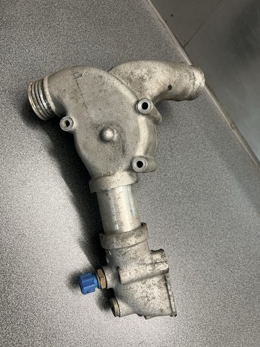 Thermostatgehäuse bmw e36 - thermostatgehäuse,