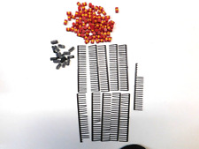 Merten 933 Eisenbahnschwellen N  / 96 Fässer/ 16x Kohle H0? Teile -Set i1