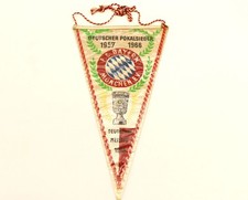 alter 60er Jahre Fußball Wimpel F.C. Bayern München Pokalsieger 1957 1966 